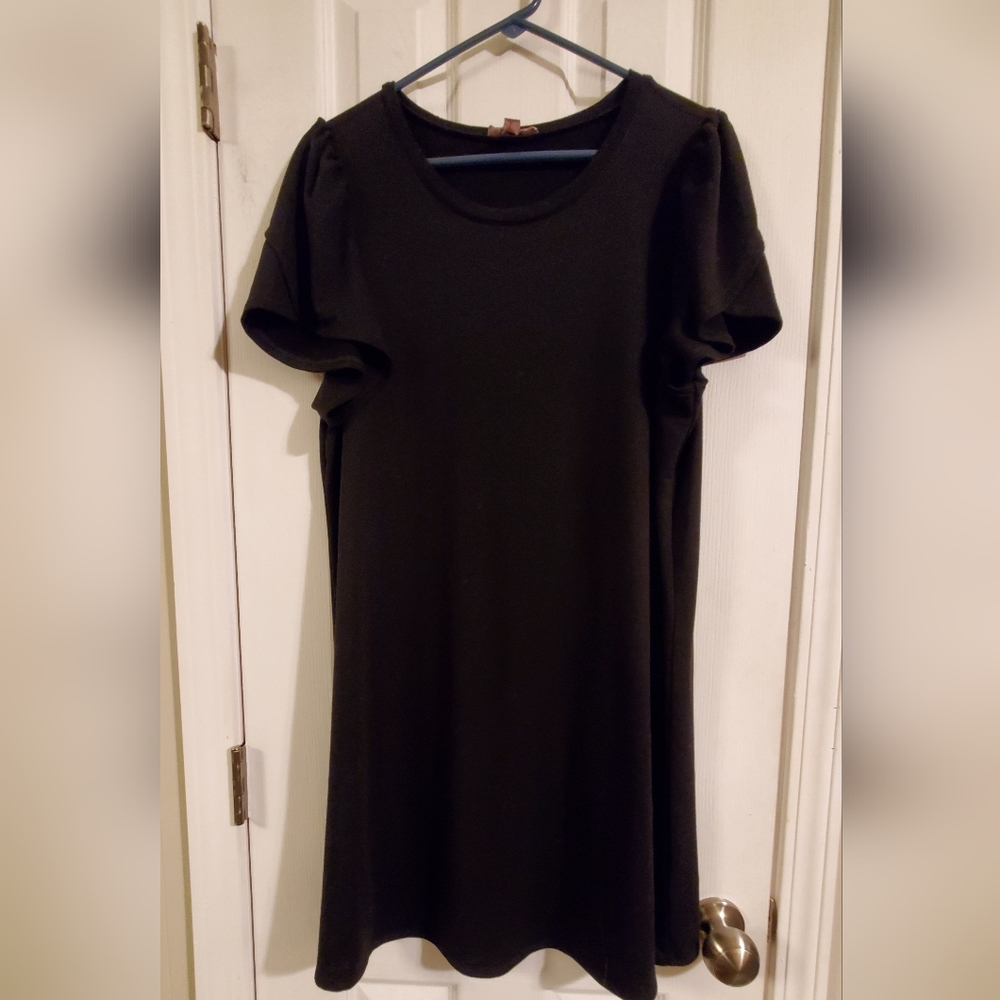 Cable & Gauge little black midi dress, comfy!